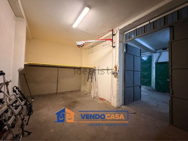locale di sgombero in vendita a Moncalieri