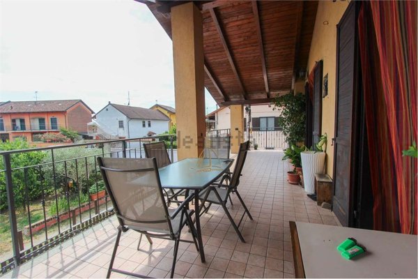 casa indipendente in vendita a Moncalieri in zona Tagliaferro