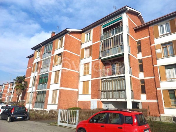 appartamento in vendita a Moncalieri in zona Tetti Piatti