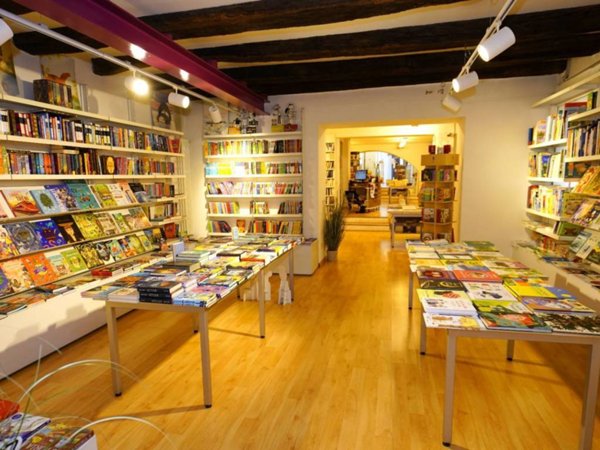 negozio in vendita a Moncalieri