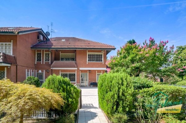 casa indipendente in vendita a Moncalieri
