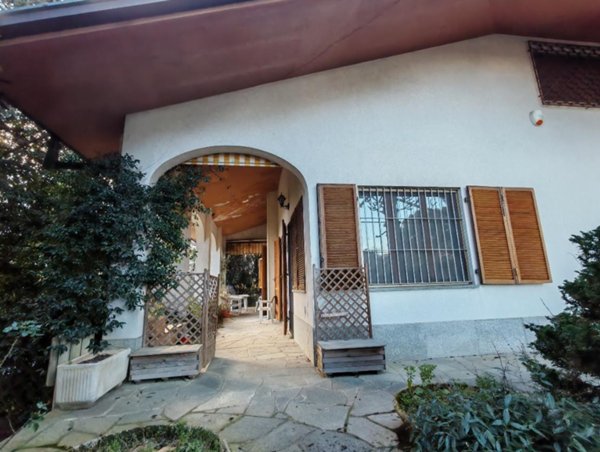 casa indipendente in vendita a Moncalieri