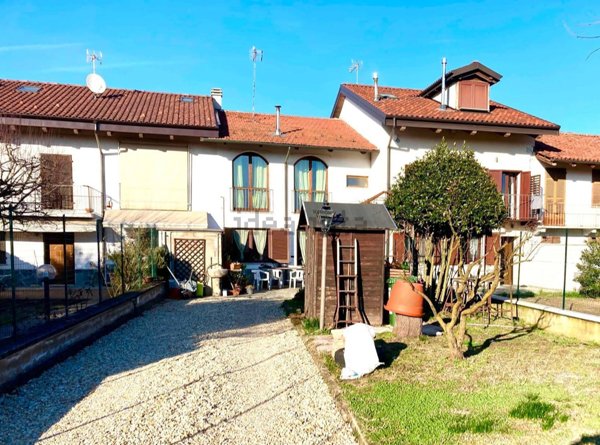 casa indipendente in vendita a Moncalieri