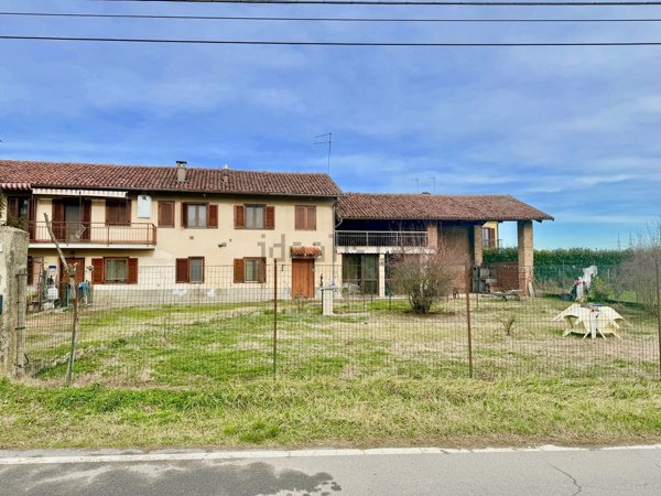 casale in vendita a Moncalieri