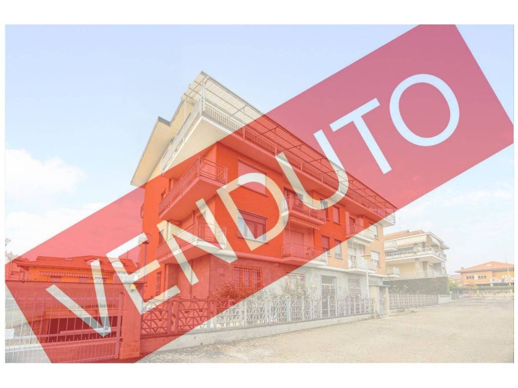 appartamento in vendita a Moncalieri in zona Testona
