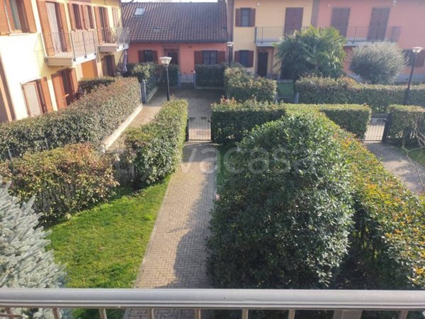 casa indipendente in vendita a Moncalieri in zona Tetti Piatti