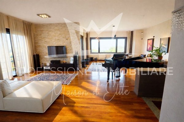 casa indipendente in vendita a Moncalieri