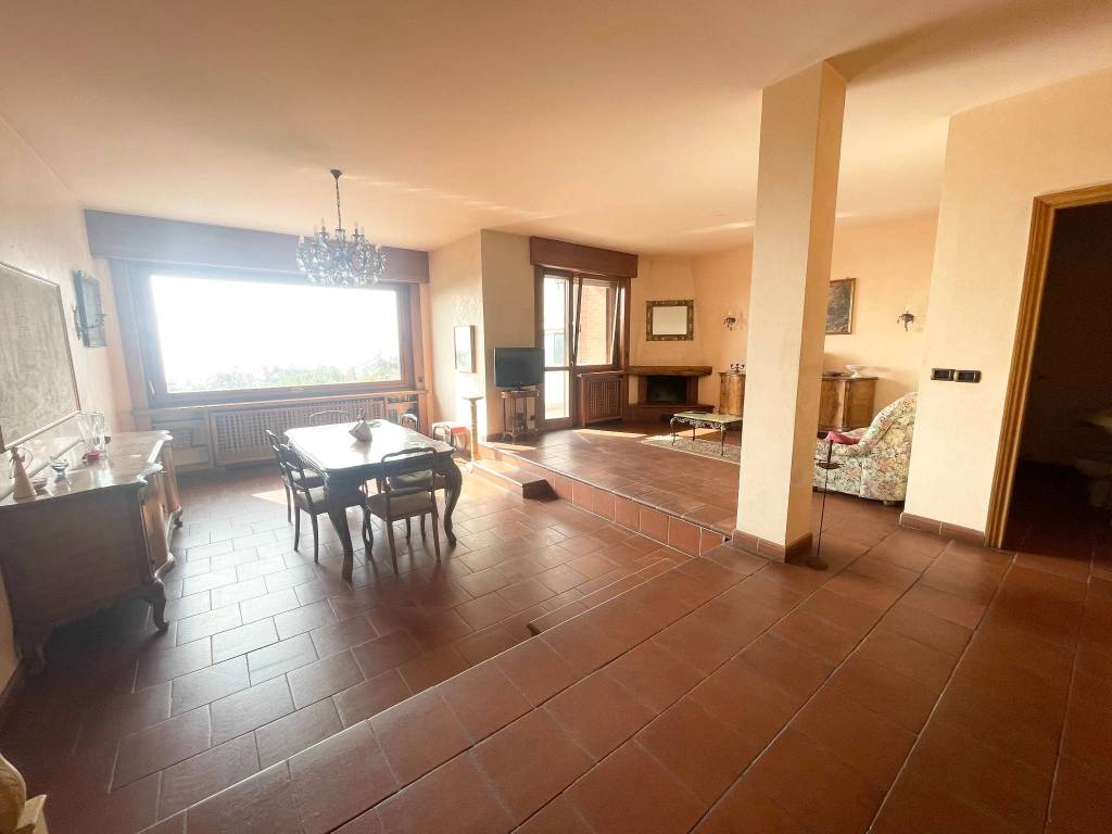 casa indipendente in vendita a Moncalieri in zona Boccia d'Oro