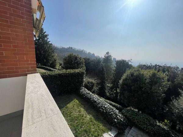 casa indipendente in vendita a Moncalieri in zona Revigliasco