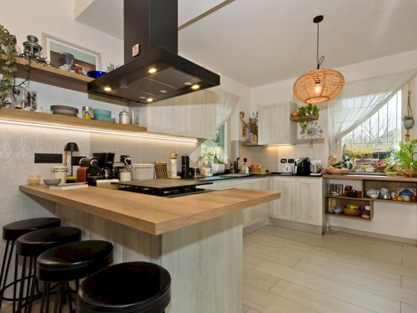 casa indipendente in vendita a Moncalieri in zona Testona