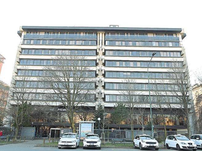 negozio in vendita a Moncalieri