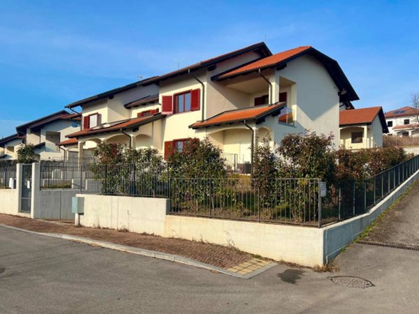 casa indipendente in vendita a Moncalieri in zona Moriondo