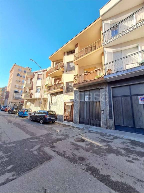 appartamento in vendita a Moncalieri in zona Borgo San Pietro