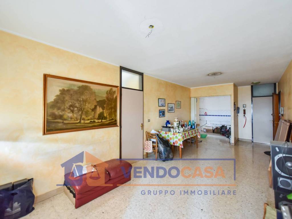 appartamento in vendita a Moncalieri in zona Testona
