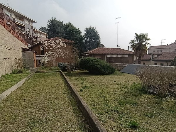 casa indipendente in vendita a Moncalieri