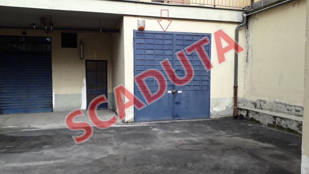 locale commerciale in vendita a Moncalieri