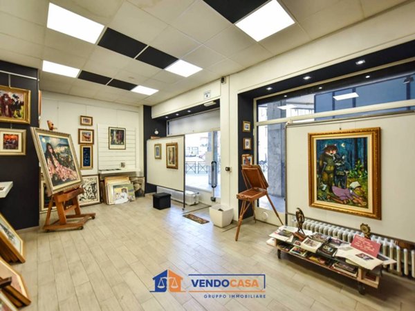 negozio in vendita a Moncalieri