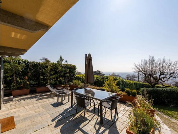 casa indipendente in vendita a Moncalieri