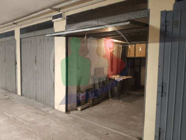 locale di sgombero in vendita a Moncalieri