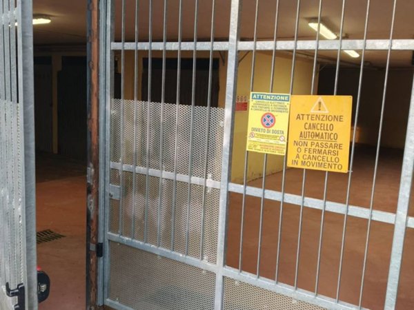 locale di sgombero in vendita a Moncalieri