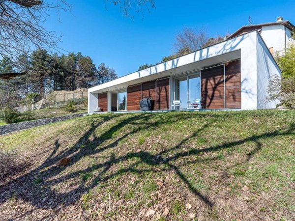 casa indipendente in vendita a Moncalieri in zona Boccia d'Oro