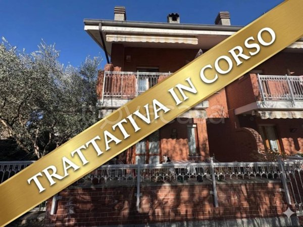 casa indipendente in vendita a Moncalieri in zona Testona