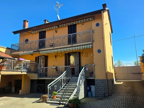 casa indipendente in vendita a Moncalieri