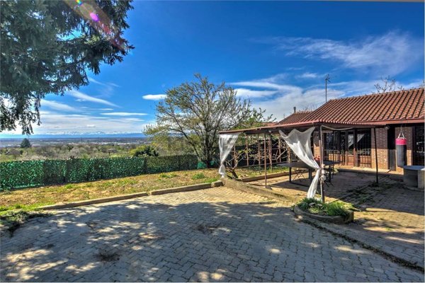 casa indipendente in vendita a Moncalieri