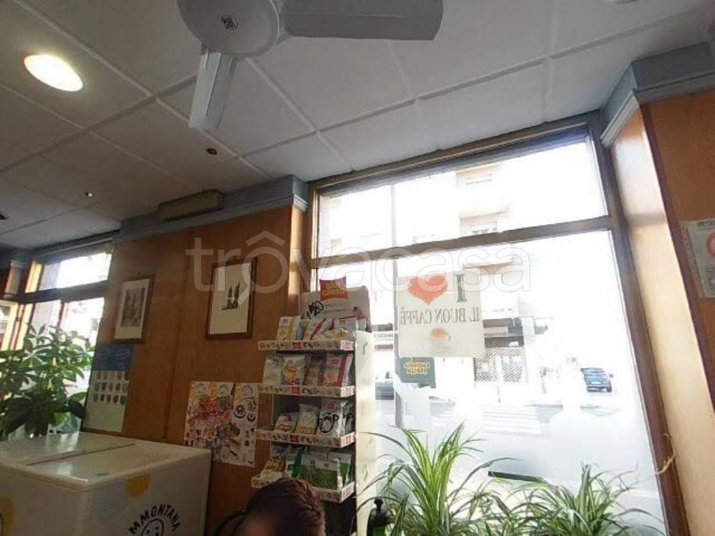 negozio in vendita a Moncalieri