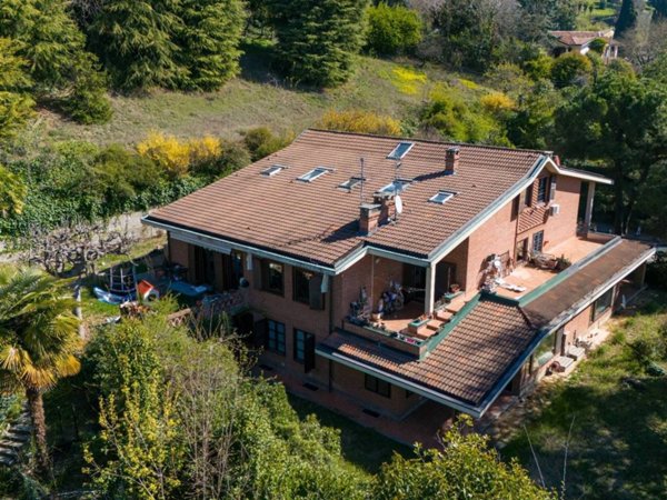 casa indipendente in vendita a Moncalieri in zona Boccia d'Oro