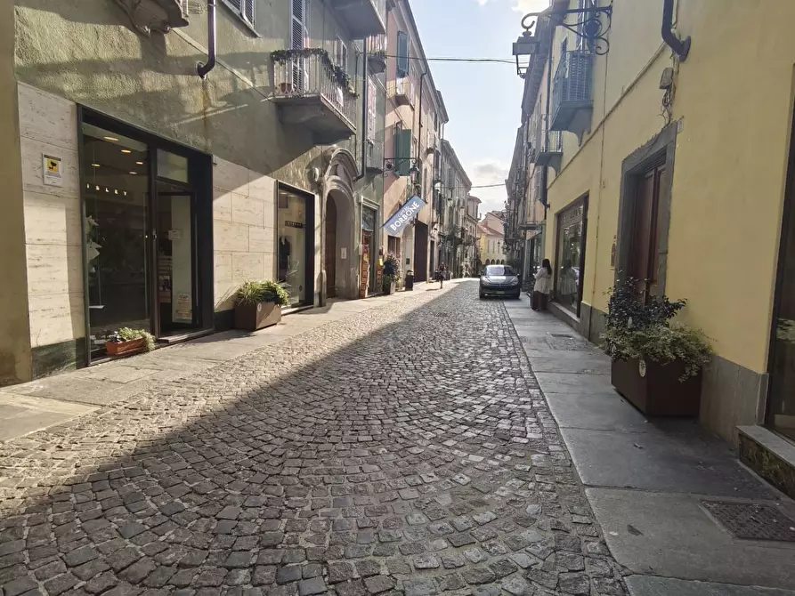 locale commerciale in vendita a Moncalieri