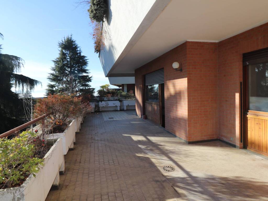 appartamento in vendita a Moncalieri in zona Revigliasco