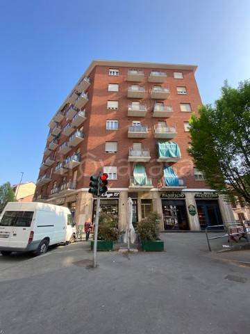 appartamento in vendita a Moncalieri in zona Borgo San Pietro