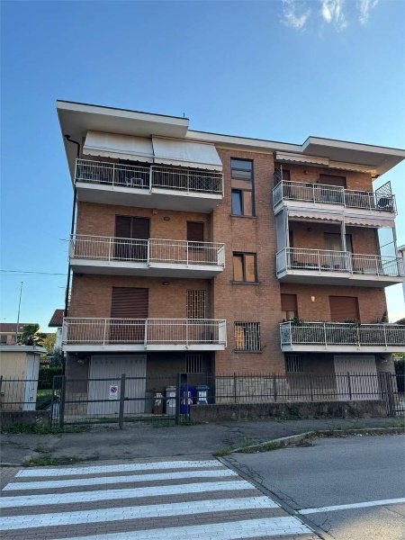 appartamento in vendita a Moncalieri in zona Testona
