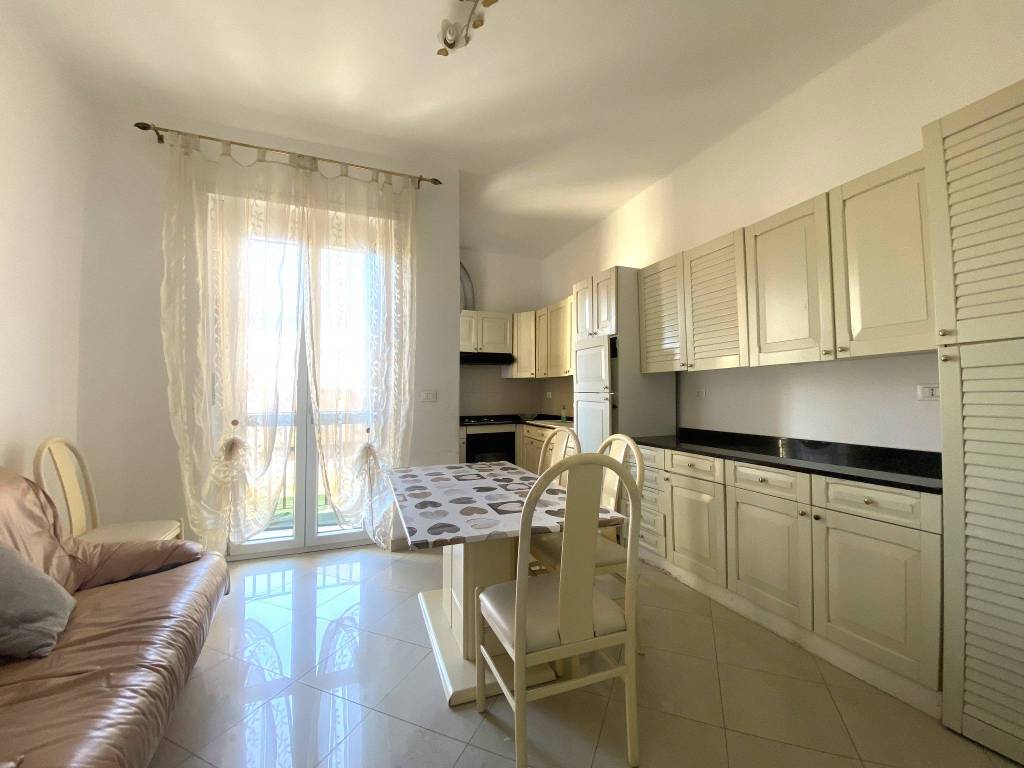 appartamento in vendita a Moncalieri in zona Borgo San Pietro
