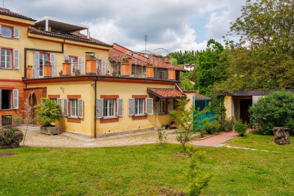 appartamento in vendita a Moncalieri in zona Revigliasco