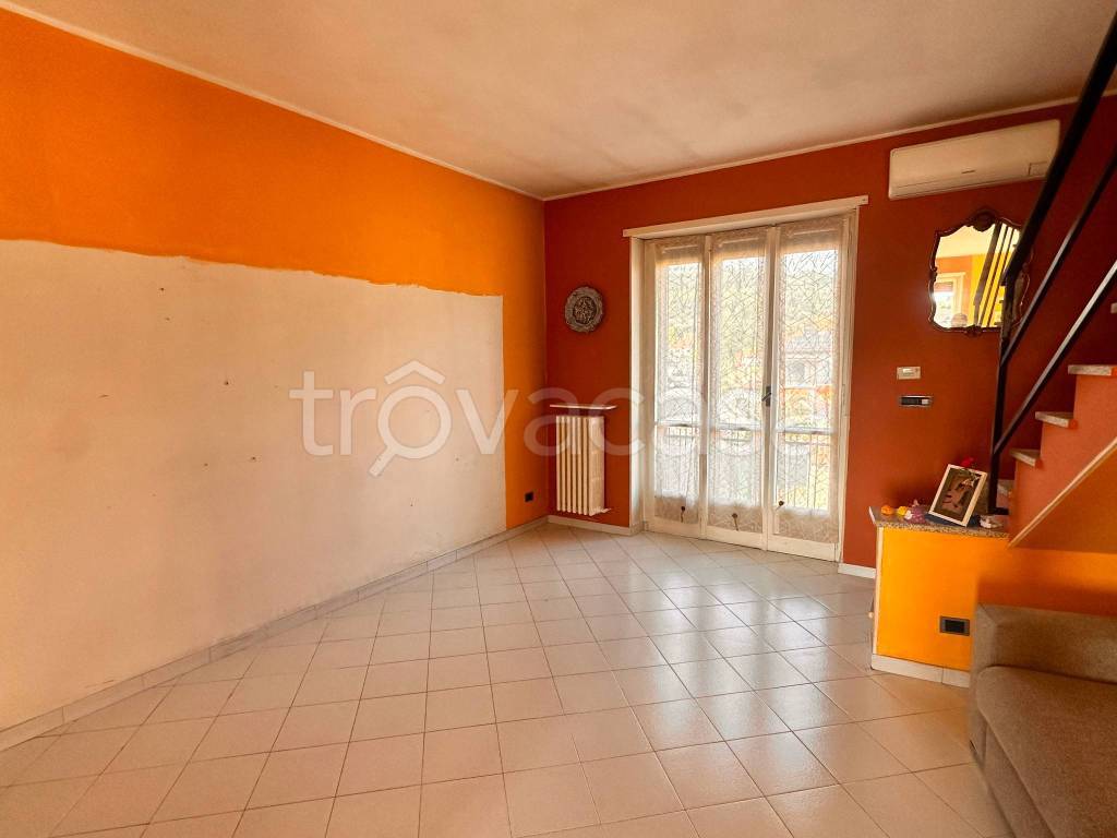 appartamento in vendita a Moncalieri in zona Testona