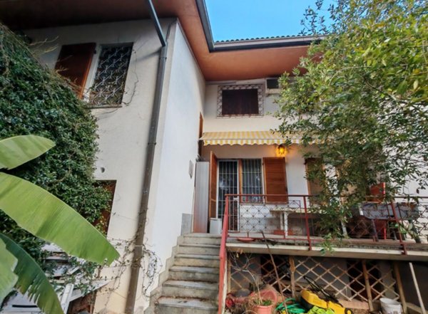 casa indipendente in vendita a Moncalieri