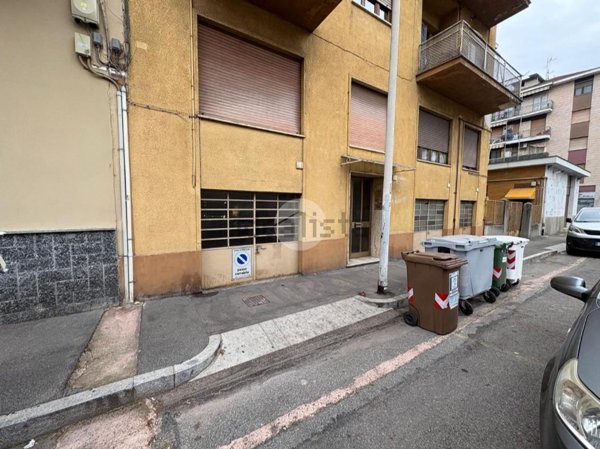 locale di sgombero in vendita a Moncalieri