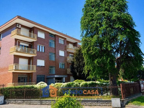 negozio in vendita a Moncalieri