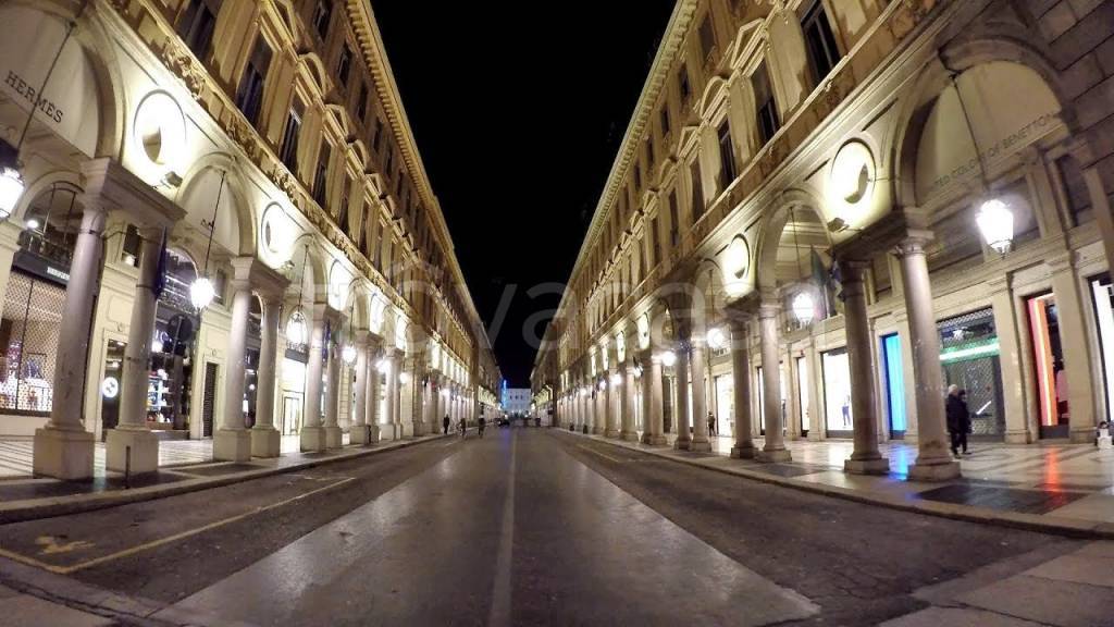 negozio in vendita a Moncalieri
