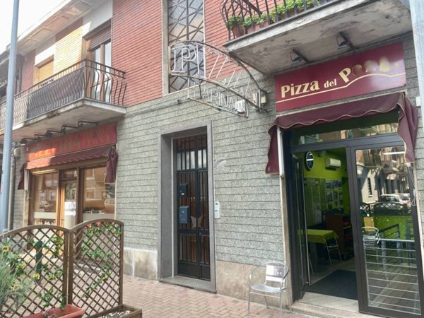 negozio in vendita a Moncalieri