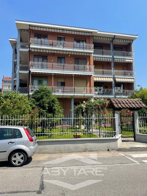 locale di sgombero in vendita a Moncalieri