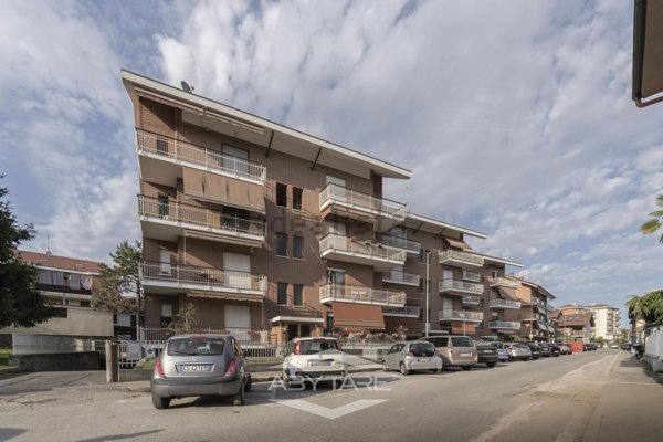 appartamento in vendita a Moncalieri in zona Testona