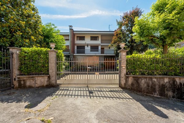 casa indipendente in vendita a Moncalieri
