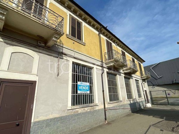 appartamento in vendita a Moncalieri in zona Borgo San Pietro
