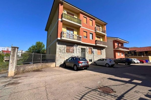 appartamento in vendita a Moncalieri in zona Testona