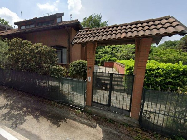 negozio in vendita a Moncalieri in zona Boccia d'Oro