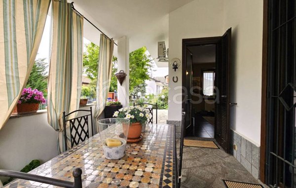 casa indipendente in vendita a Moncalieri in zona Testona