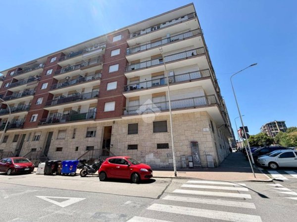 appartamento in vendita a Moncalieri in zona Borgo San Pietro